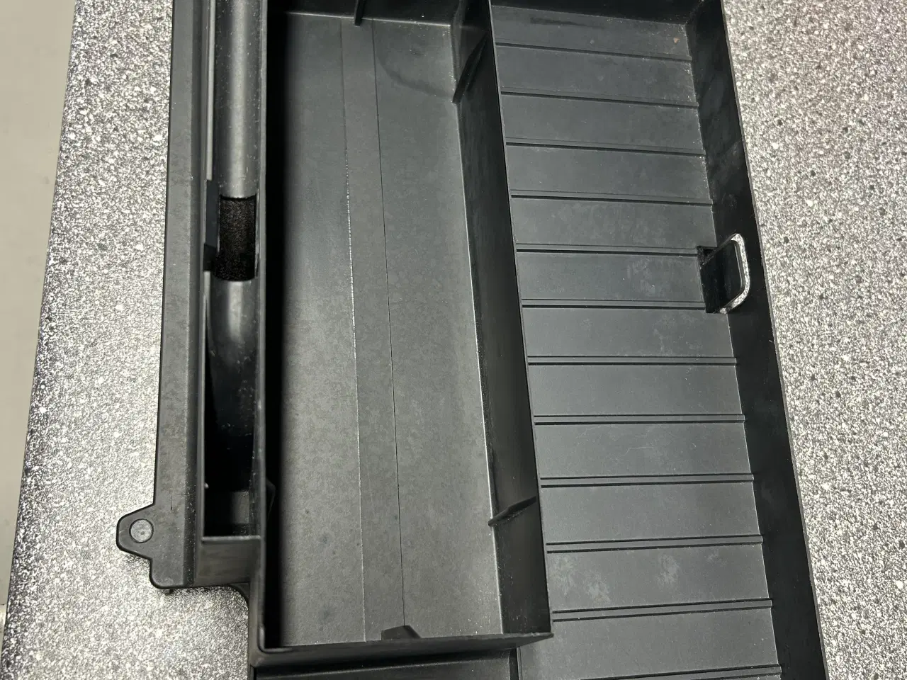 Billede 1 - BMW E36 beklædning bagagerum