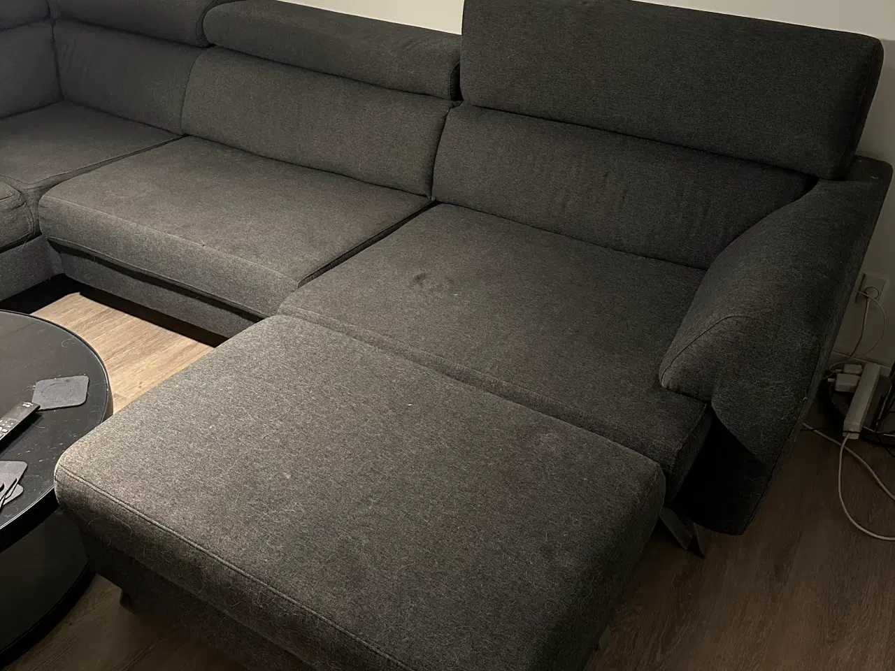 Billede 3 - Chaiselong sofa med puf