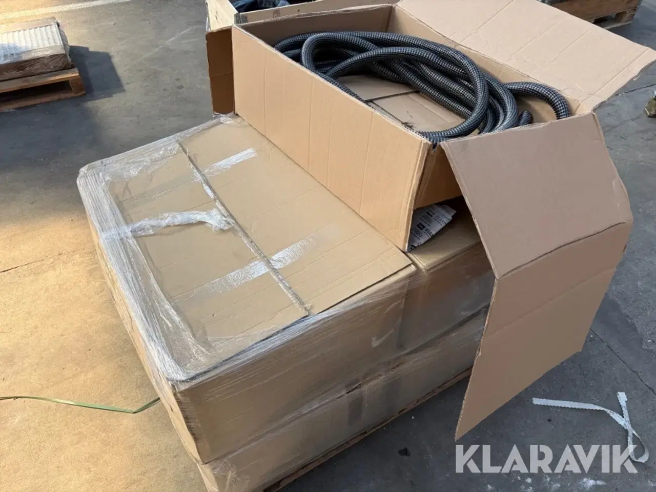 Billede 1 - Lot - slanger Superflextract - 1 palle