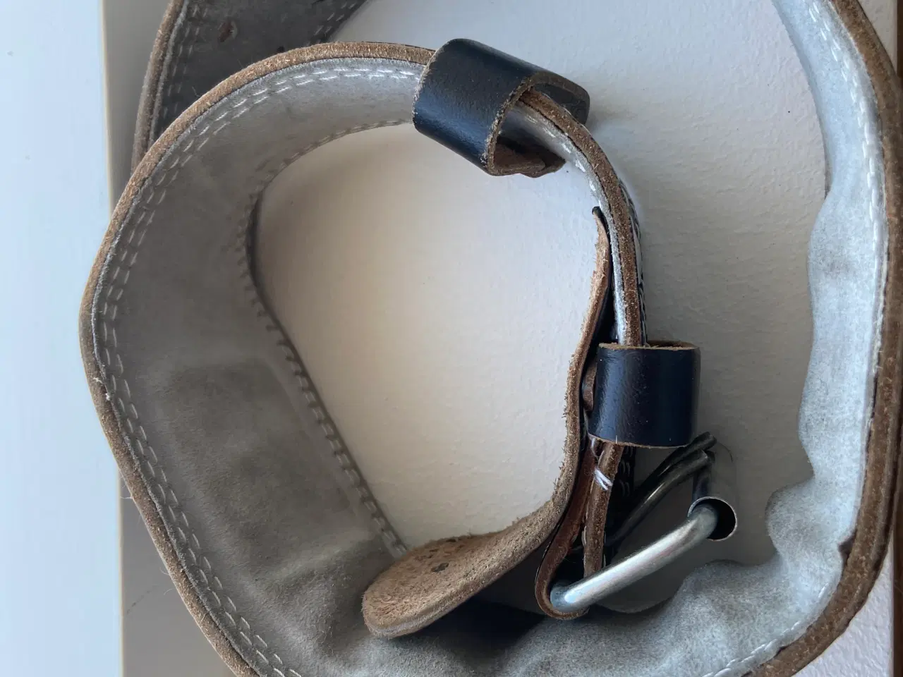 Billede 2 - MyProtein vægtløftningsbælte – 117 cm