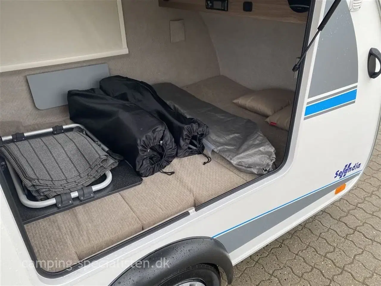 Billede 9 - 2026 - Tomplan mini Silver T750   Rigtig fin lille Tomplan T750 - kan nu ses hos Camping-Specialisten Silkeborg