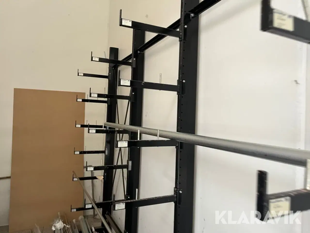 Billede 7 - Grenreol en række