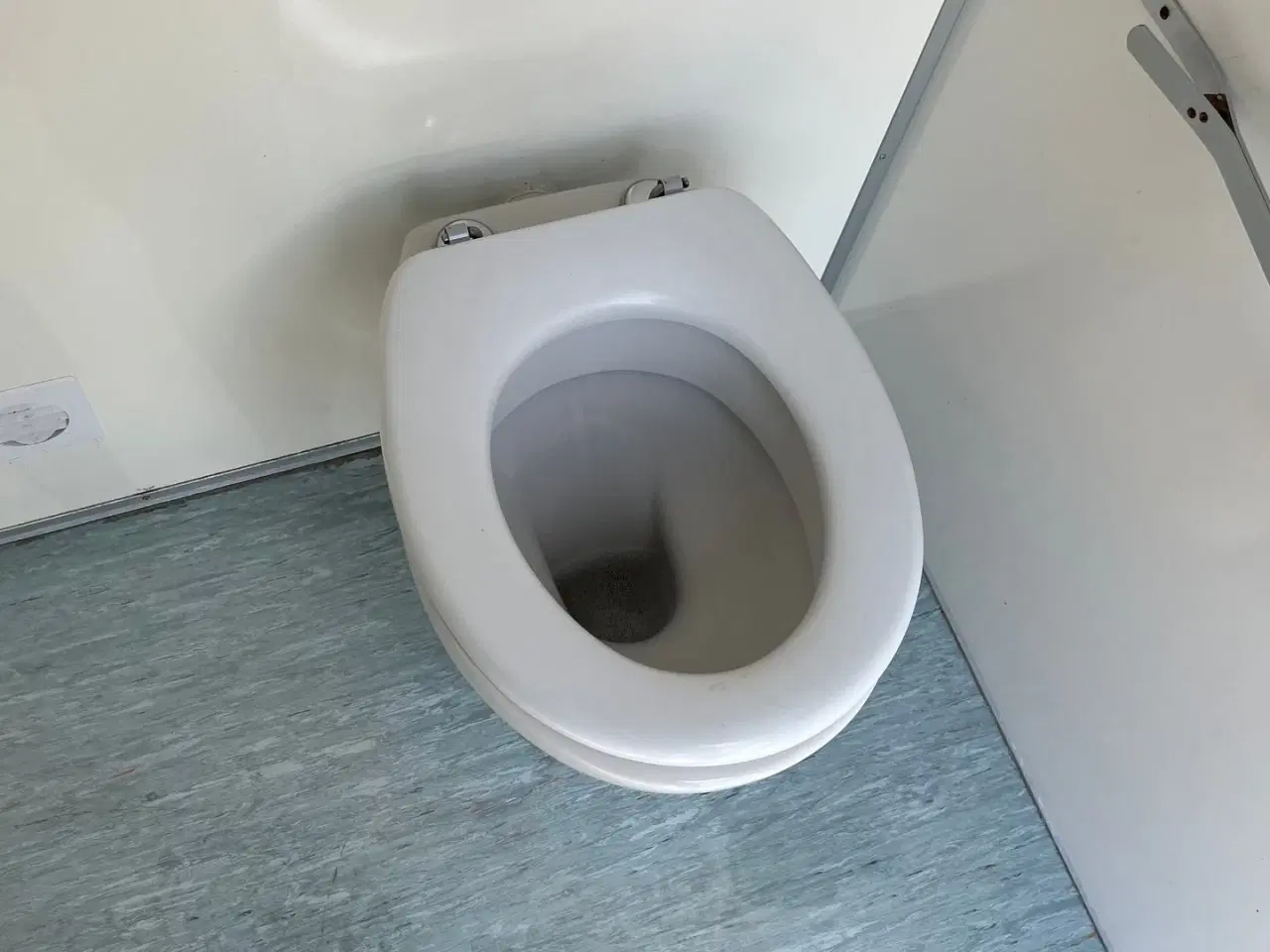 Billede 13 - Scanvogn Badmobil Bad 1 toiletvogn