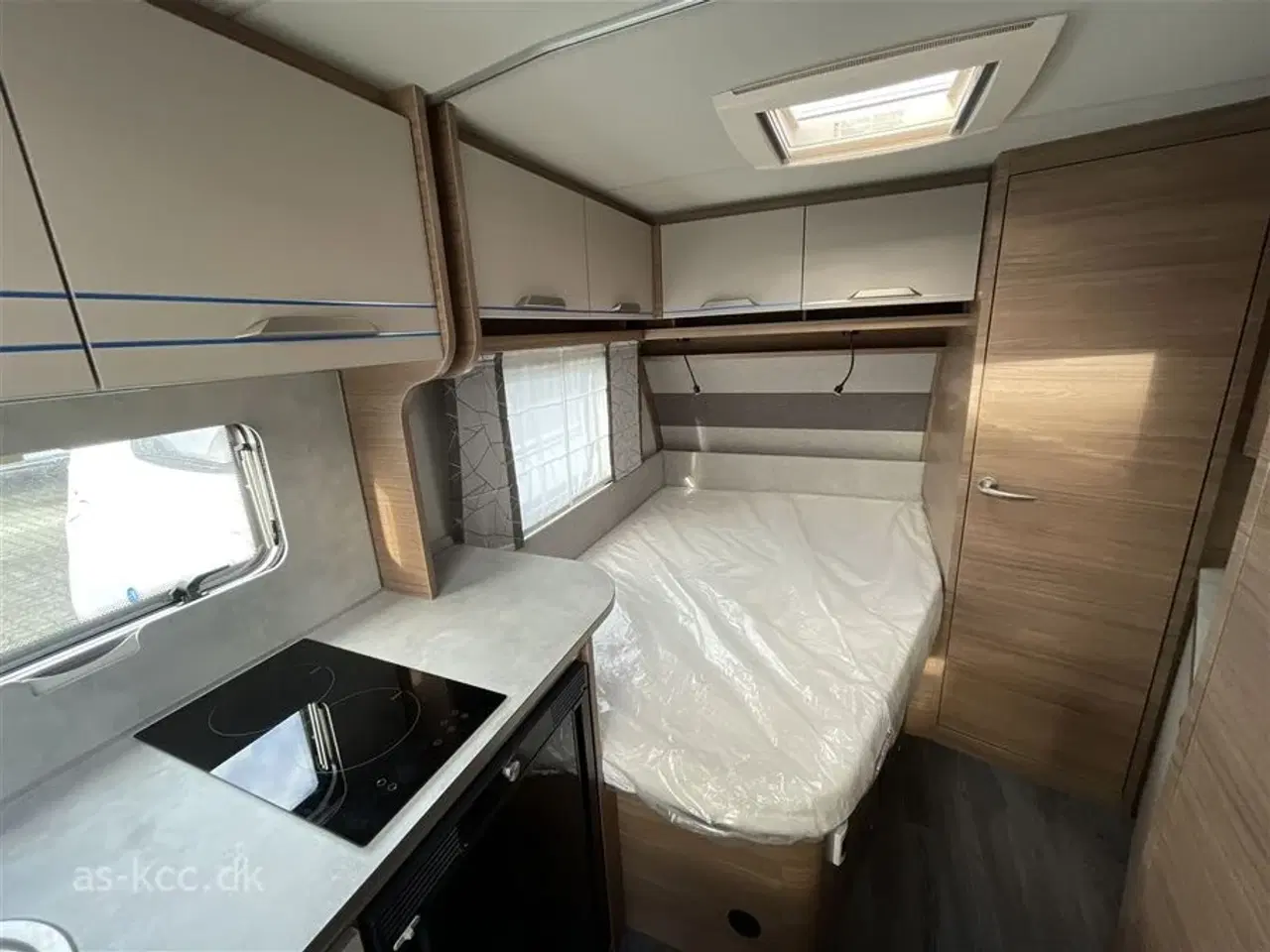 Billede 5 - 2024 - Knaus Sport 450 FU SPORT E POWER SELECTION   Knaus Sport E POWER årg. 2024 4 sovepladser, 4 siddepladser