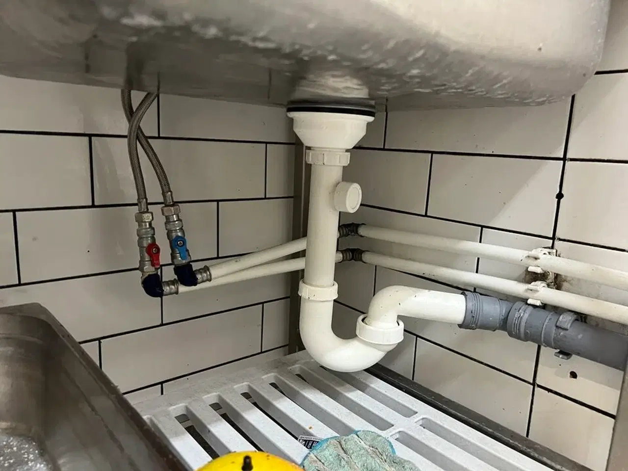 Billede 2 - Arbejdsstation inkl. vandhane