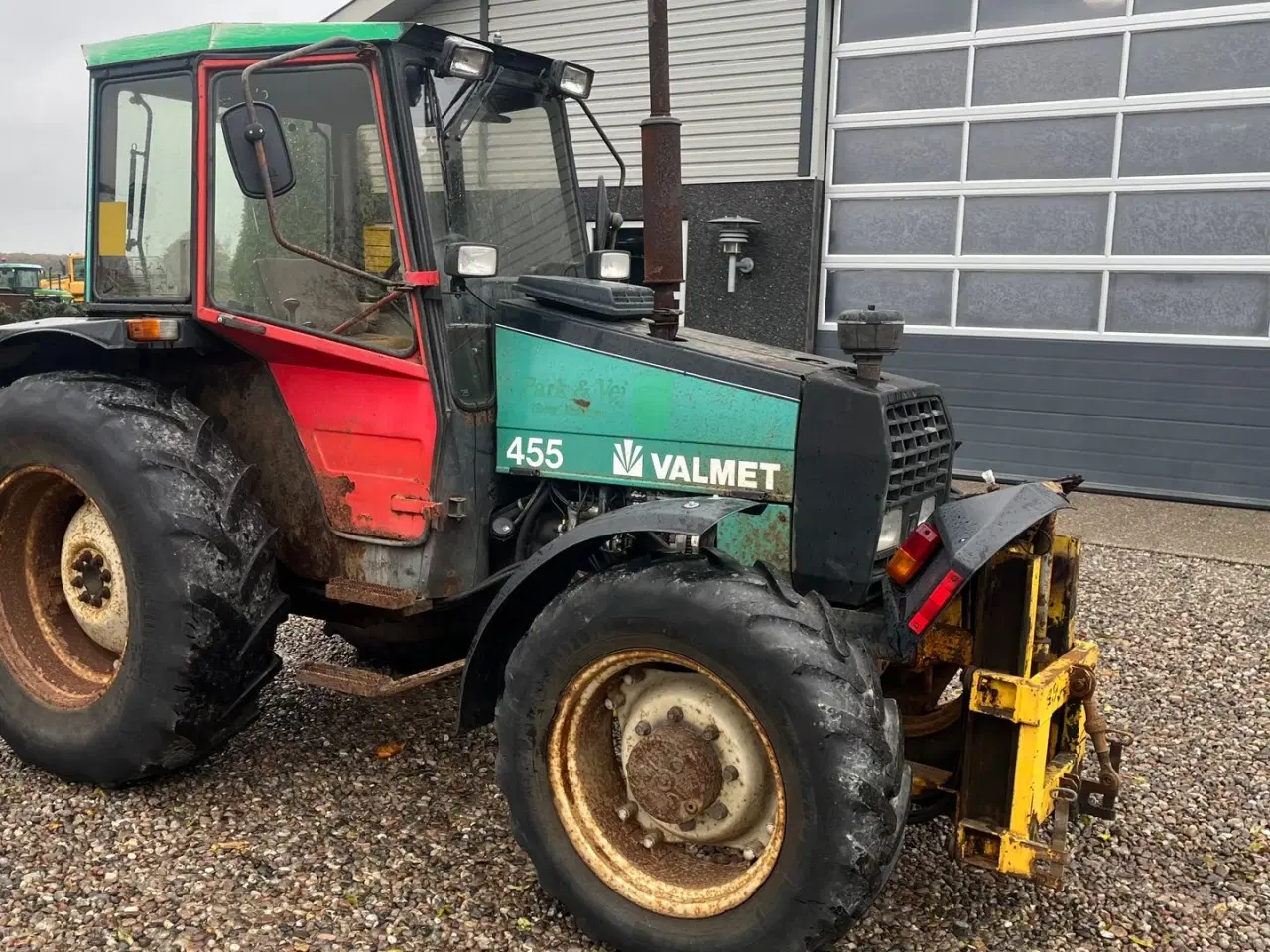 Billede 13 - Valmet 455 Med en slags frontlift