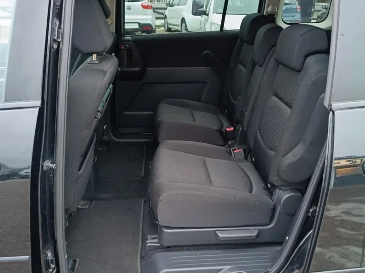 Billede 2 - Mazda 5 2,0 Sport 145HK 6g