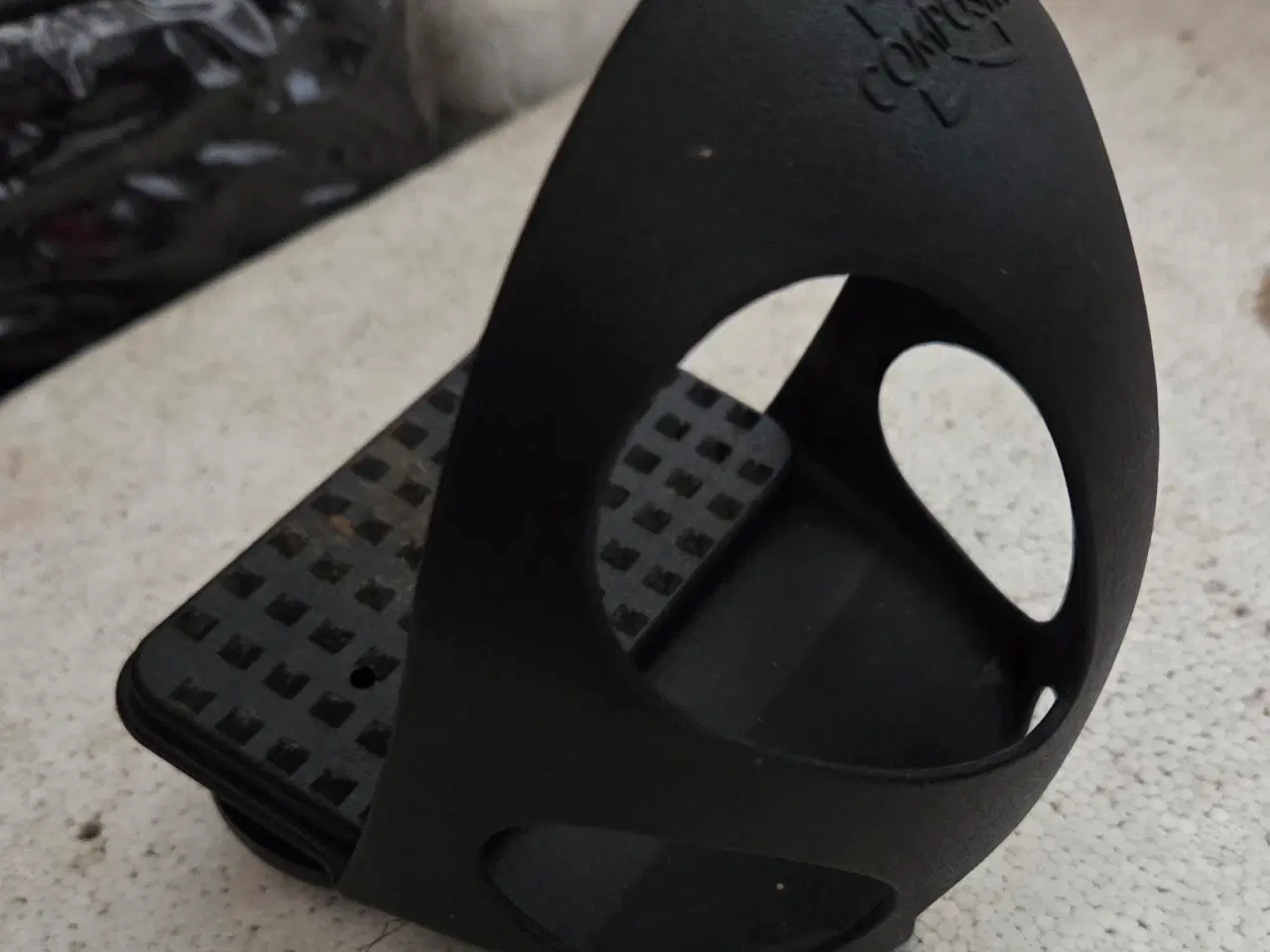 Billede 2 - Sikkerhedstå til stigebøjle