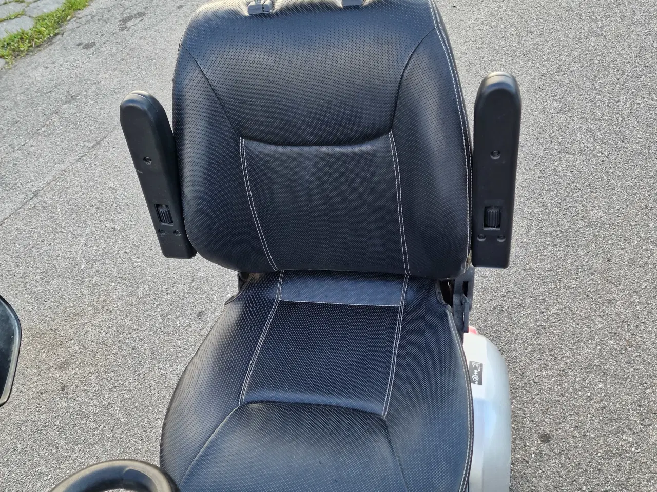 Billede 6 - Handicap scooter – Easy Go Jupiter L3
