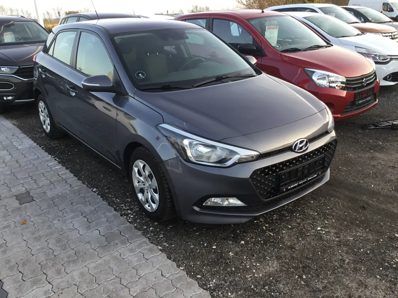 Billede 1 - Hyundai i 20 1.25 benzin 10/2016 2x330kr i afgift 