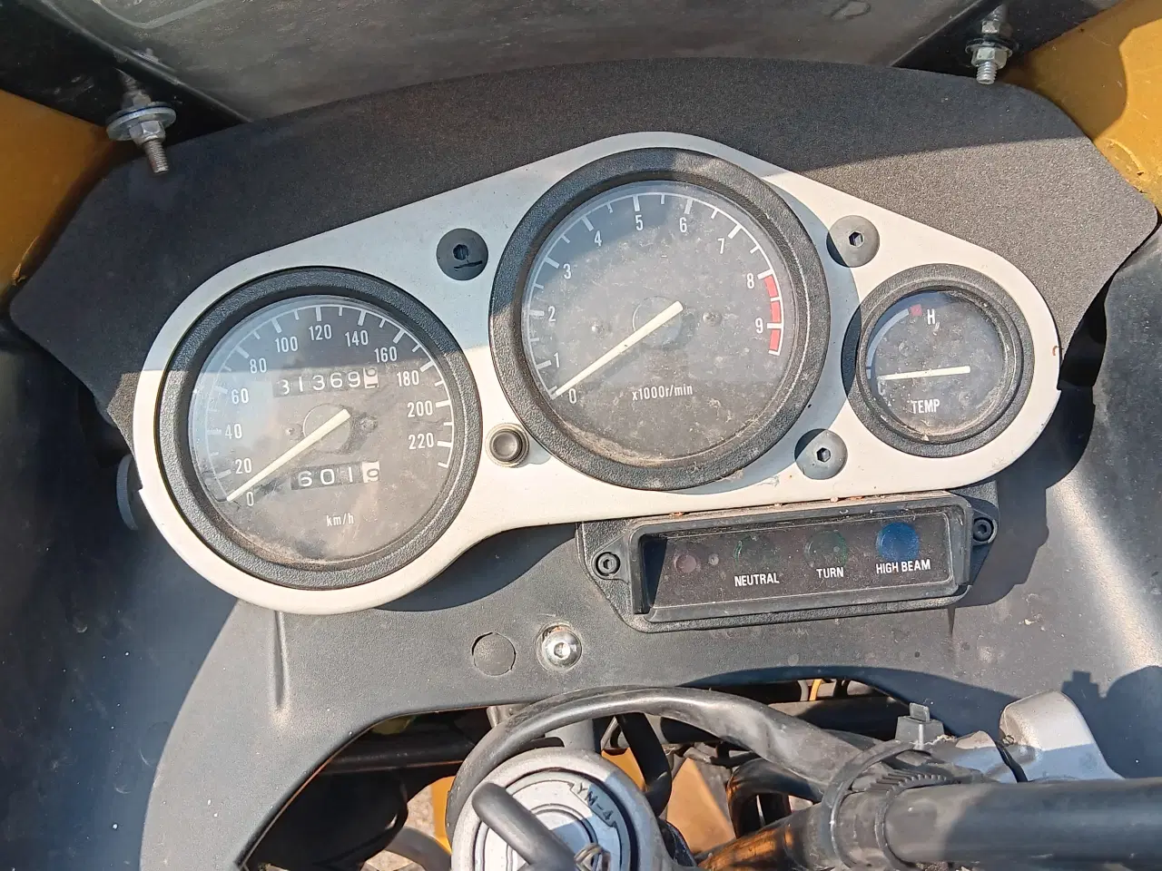 Billede 4 - Yamaha tdm 850 synet med plader