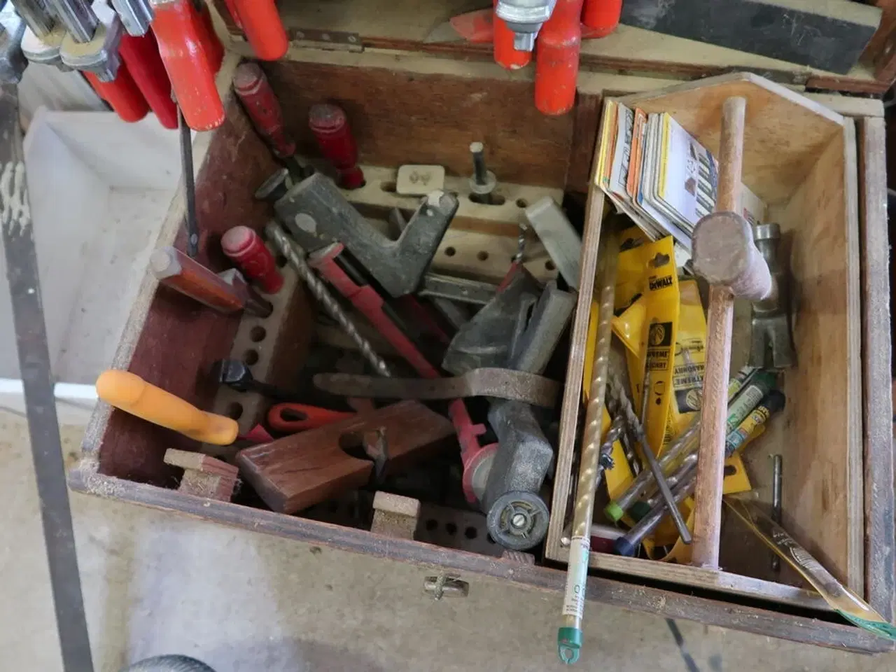Billede 2 - Værktøjskasse med div. Værktøj