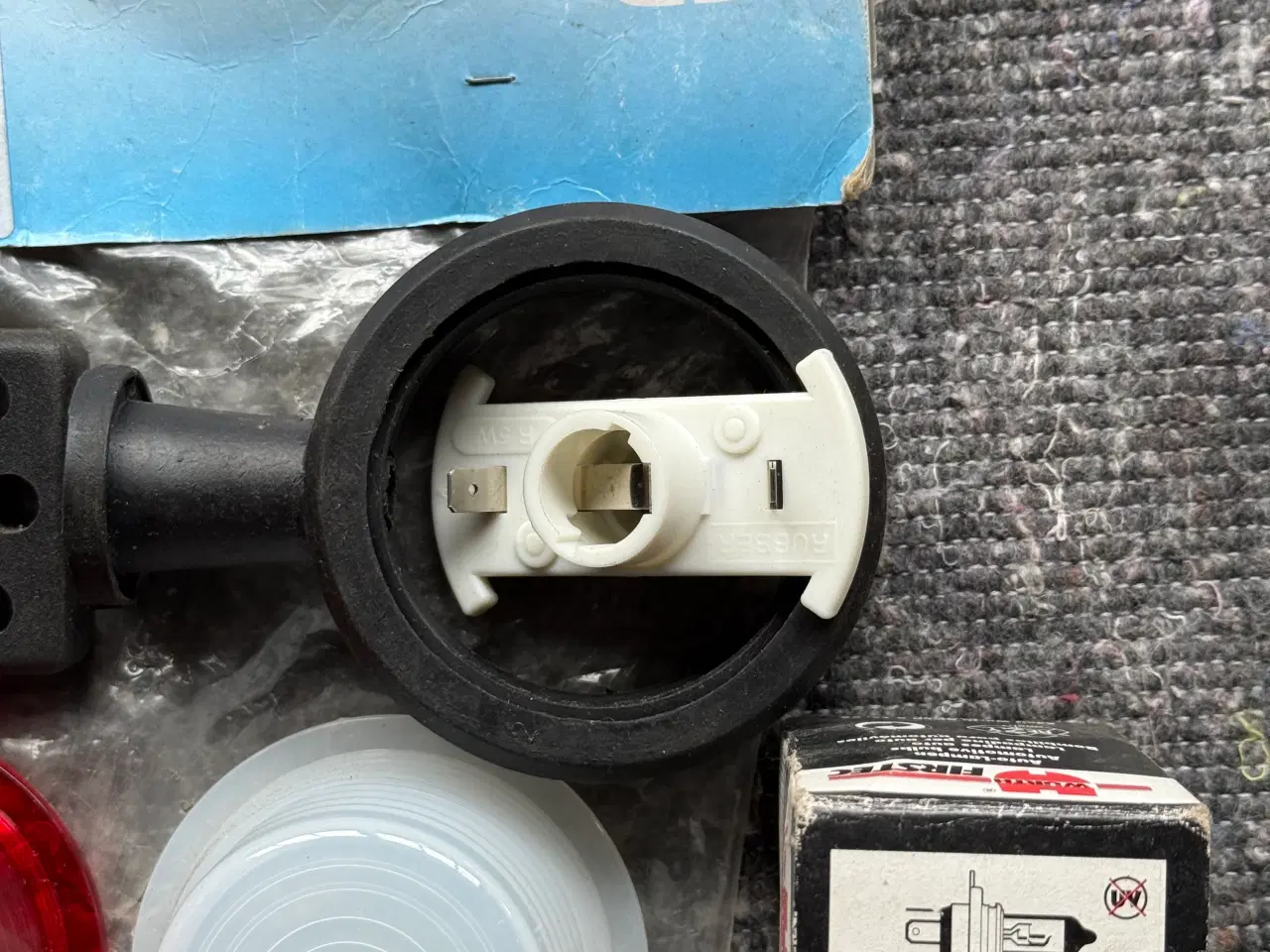 Billede 3 - Positionslygte/slingrelygte mm. 24V