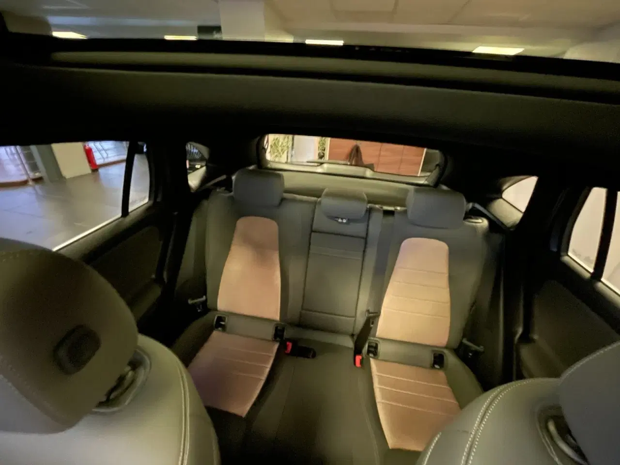 Billede 14 - Mercedes EQB250+ Electric Art