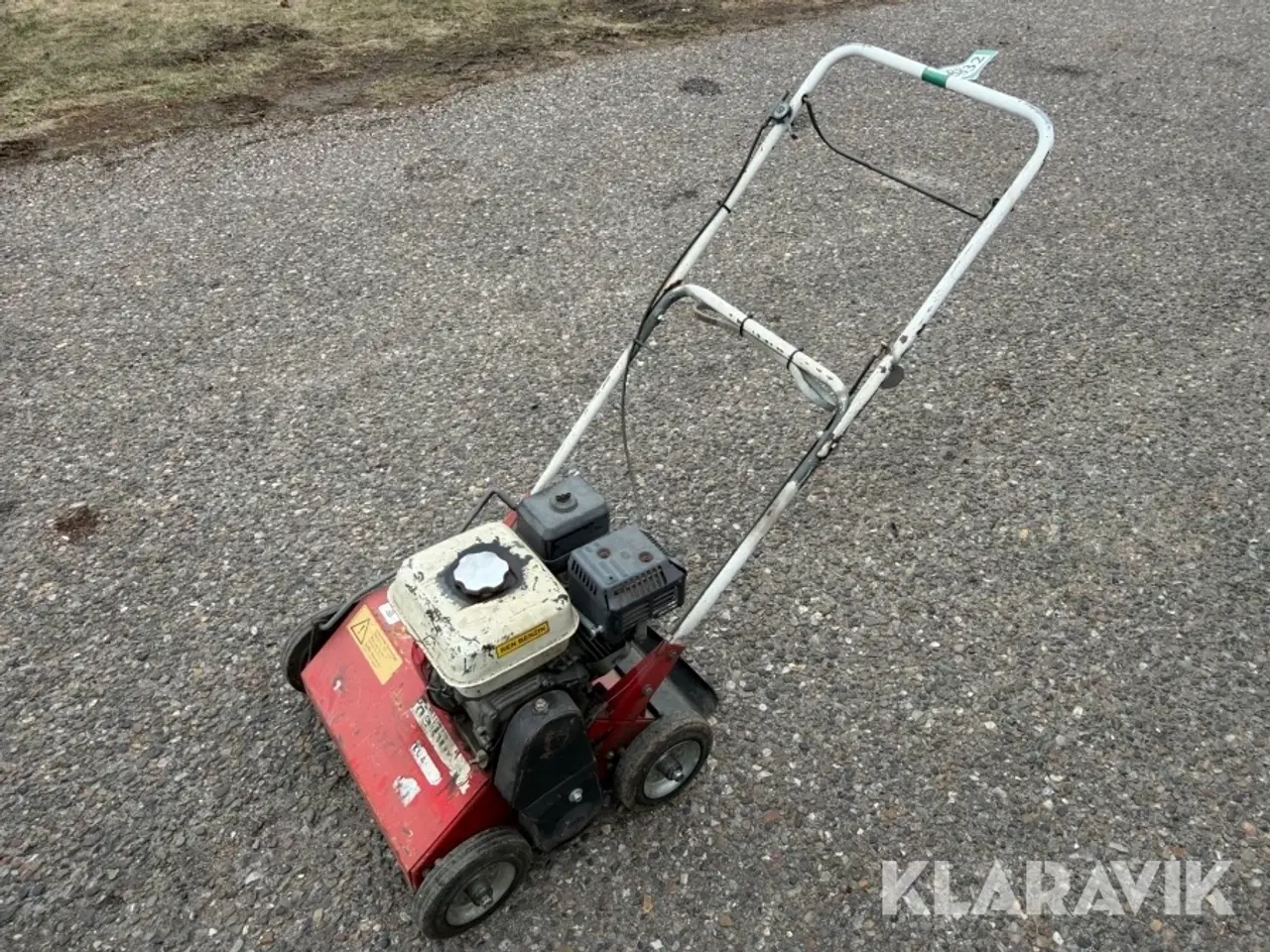 Billede 1 - Vertikalskærer / plænelufter Tilburg TV450 S