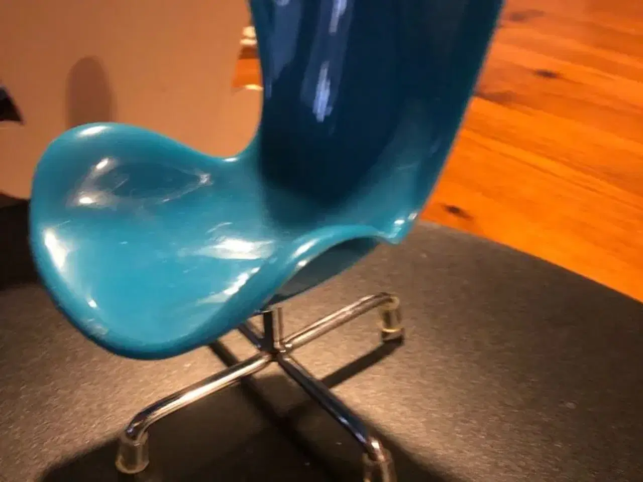 Billede 2 - Mini stol blå