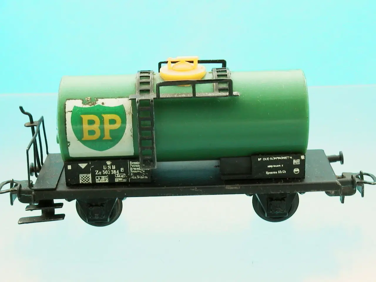 Billede 2 - Long: BP tankvogn