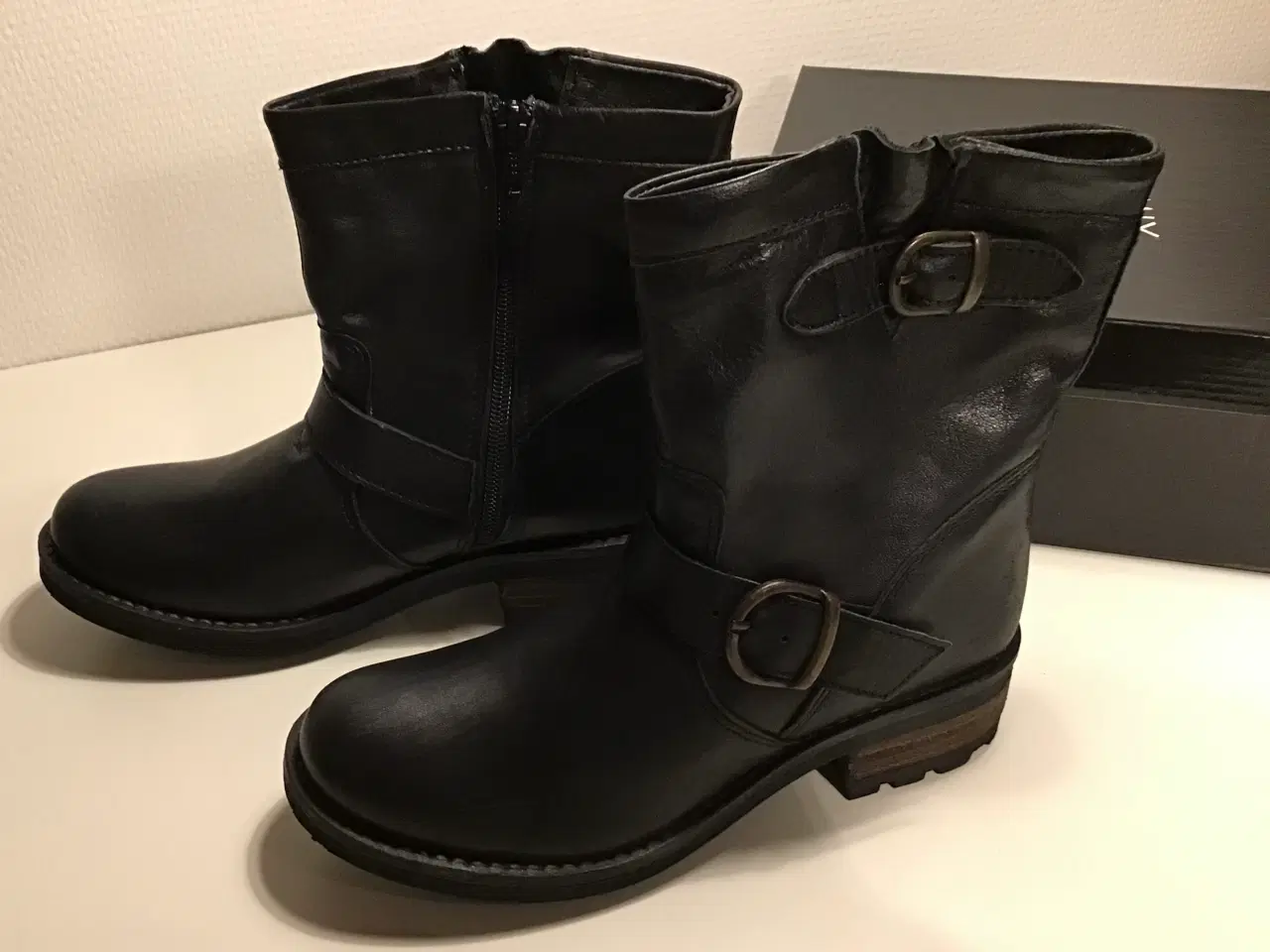 Billede 3 - Nye Støvler str 37 Six Mix