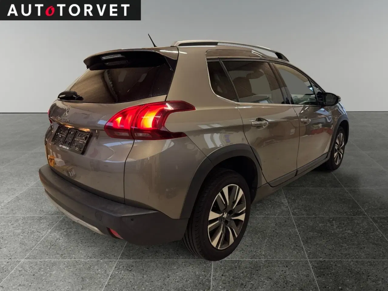 Billede 3 - Peugeot 2008 1,6 BlueHDi 100 Desire Sky