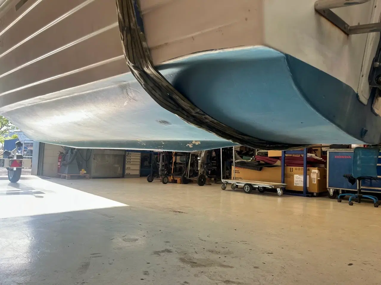 Billede 13 - 17-fods Crescent 499 uden motor og trailer