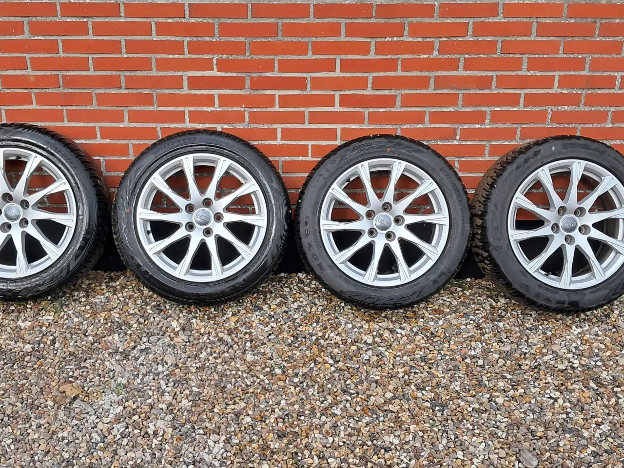 Billede 1 - Originale Audi fælge med vinterdæk 