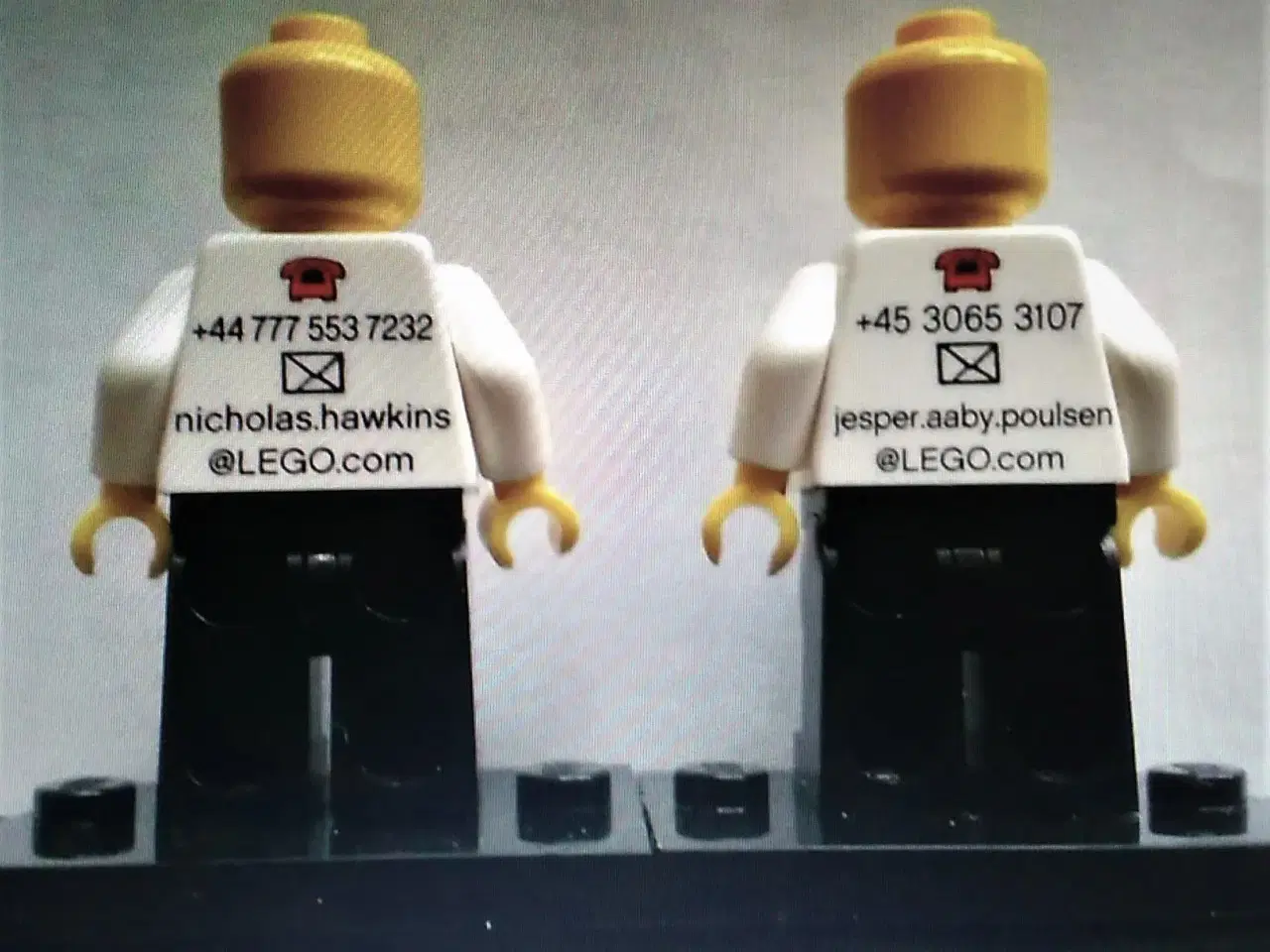 Billede 2 - Lego visitkort minifigur.