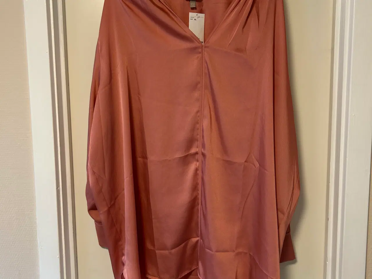 Billede 1 - Ny H&M bluse