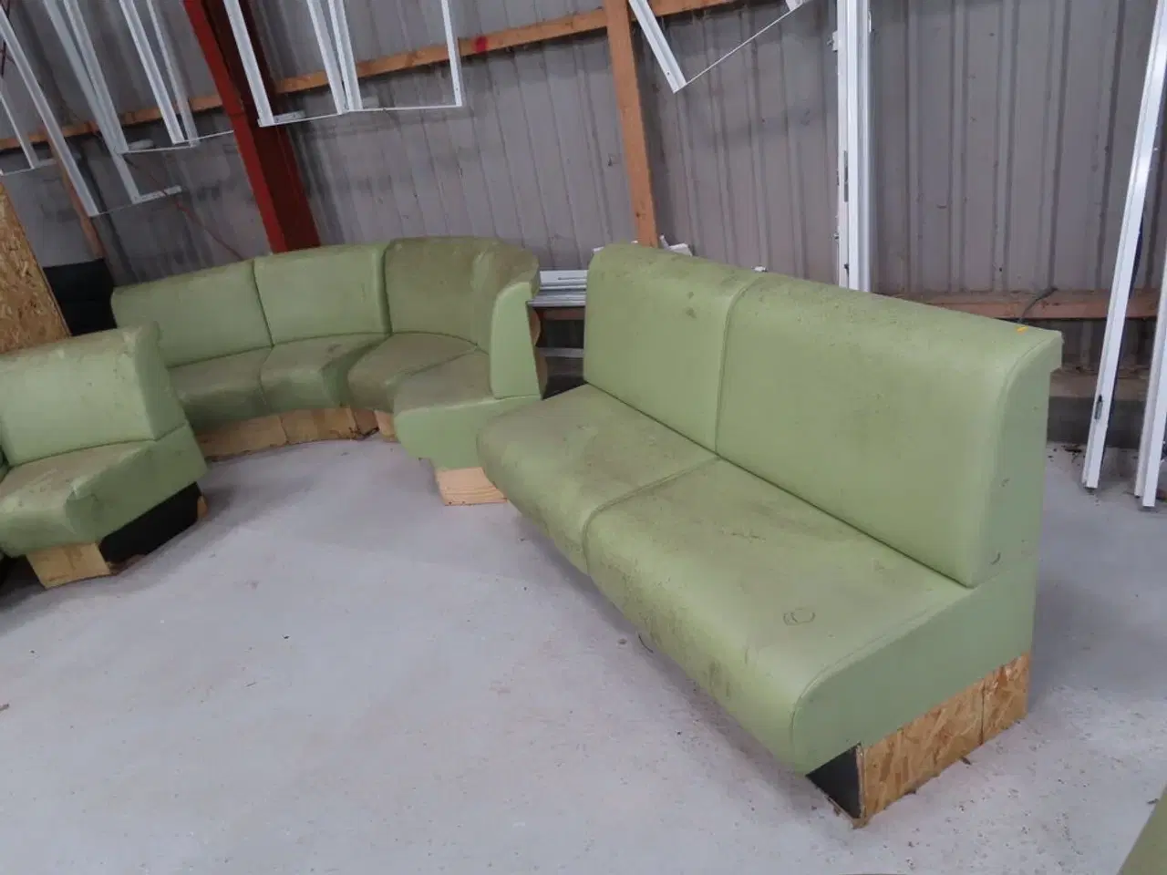 Billede 2 - Loungesofaer til fastmontering