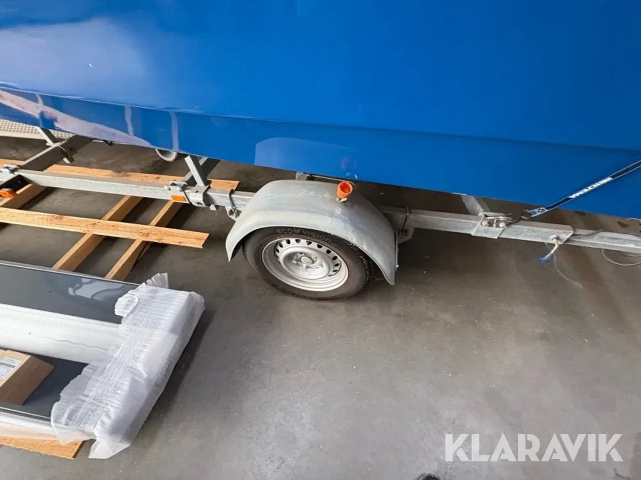 Billede 5 - Båd med trailer Salmo 542