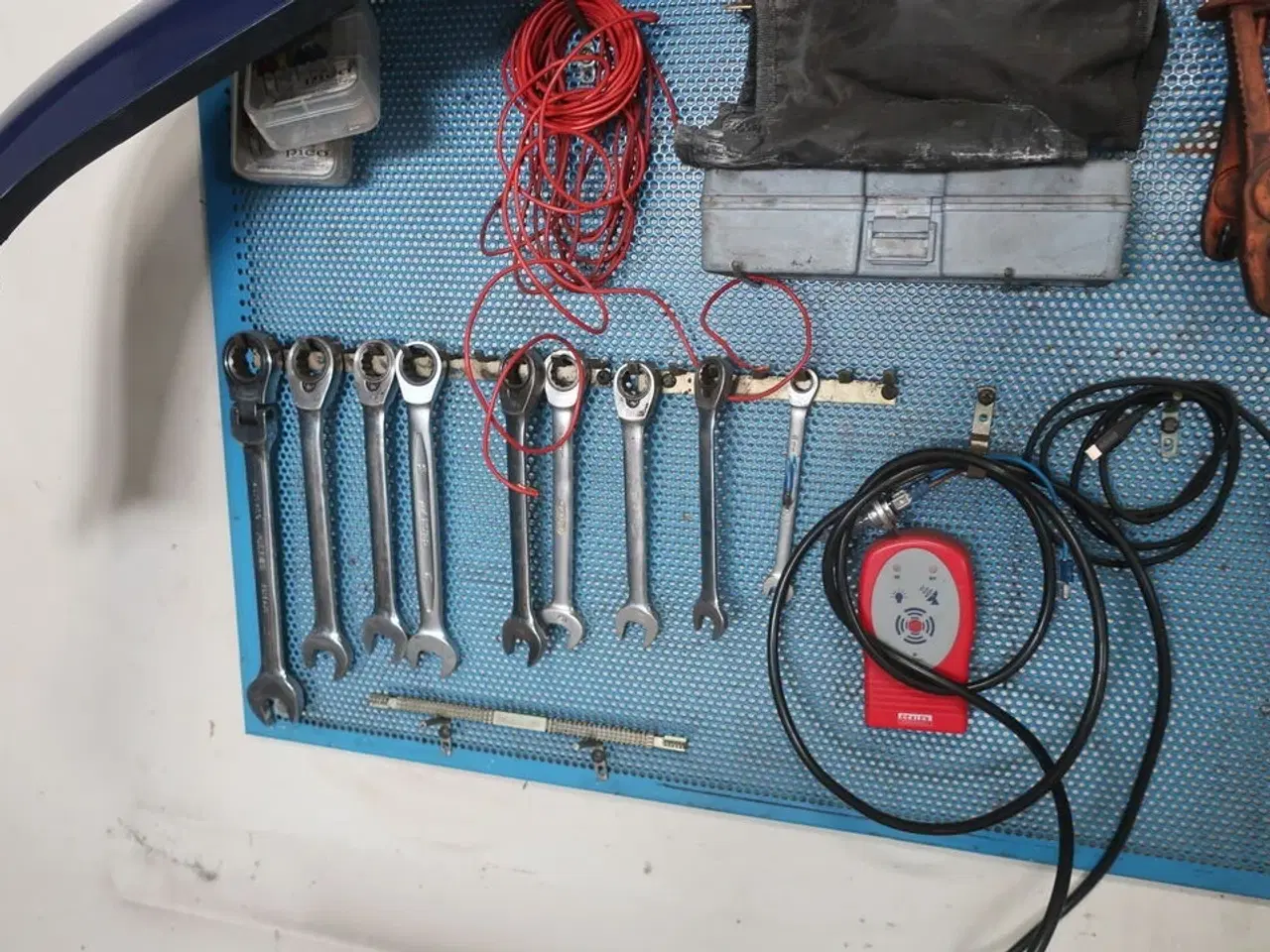 Billede 5 - 2 stk. tavler med indhold