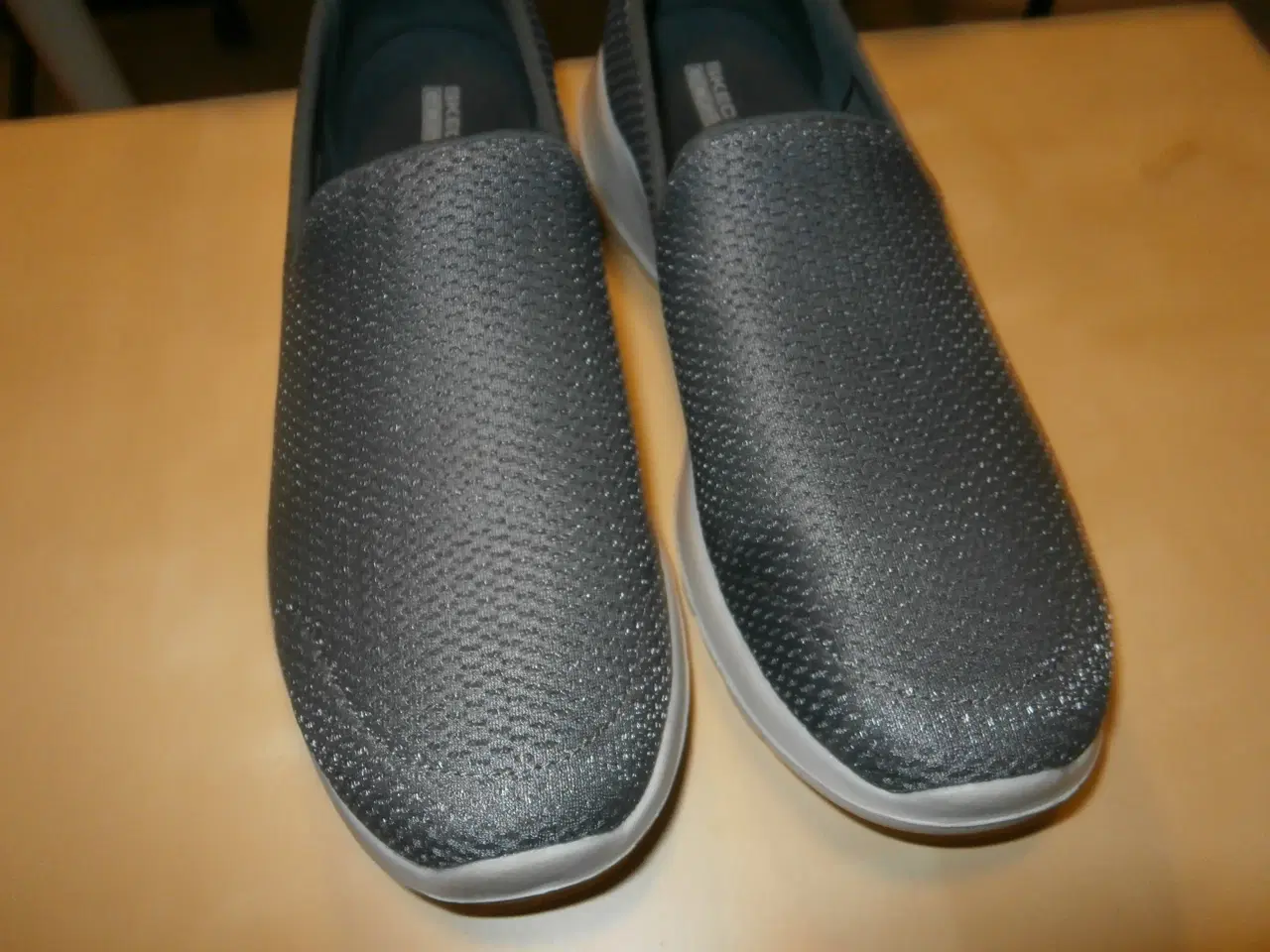 Billede 1 - Skechers damesko