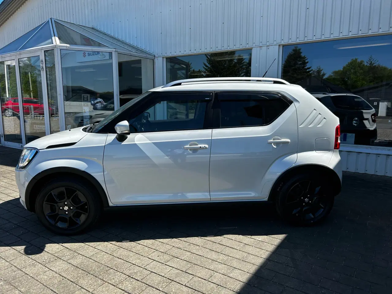 Billede 2 - Suzuki Ignis 1,2 Dualjet 16V Adventure 90HK 5d