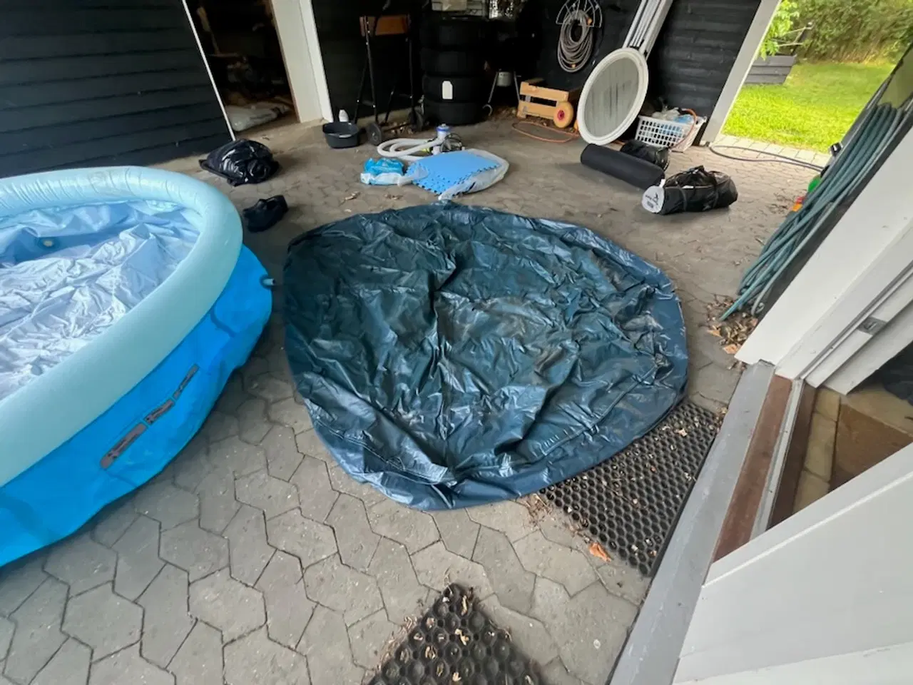 Billede 3 - Badebassin med filter, overdække og skumunderlag