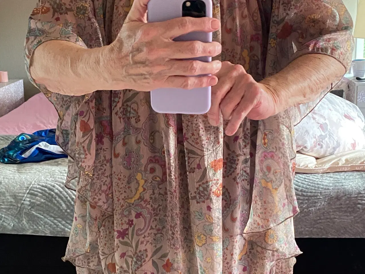 Billede 1 - Chiffon tunika med flagermusærmer 