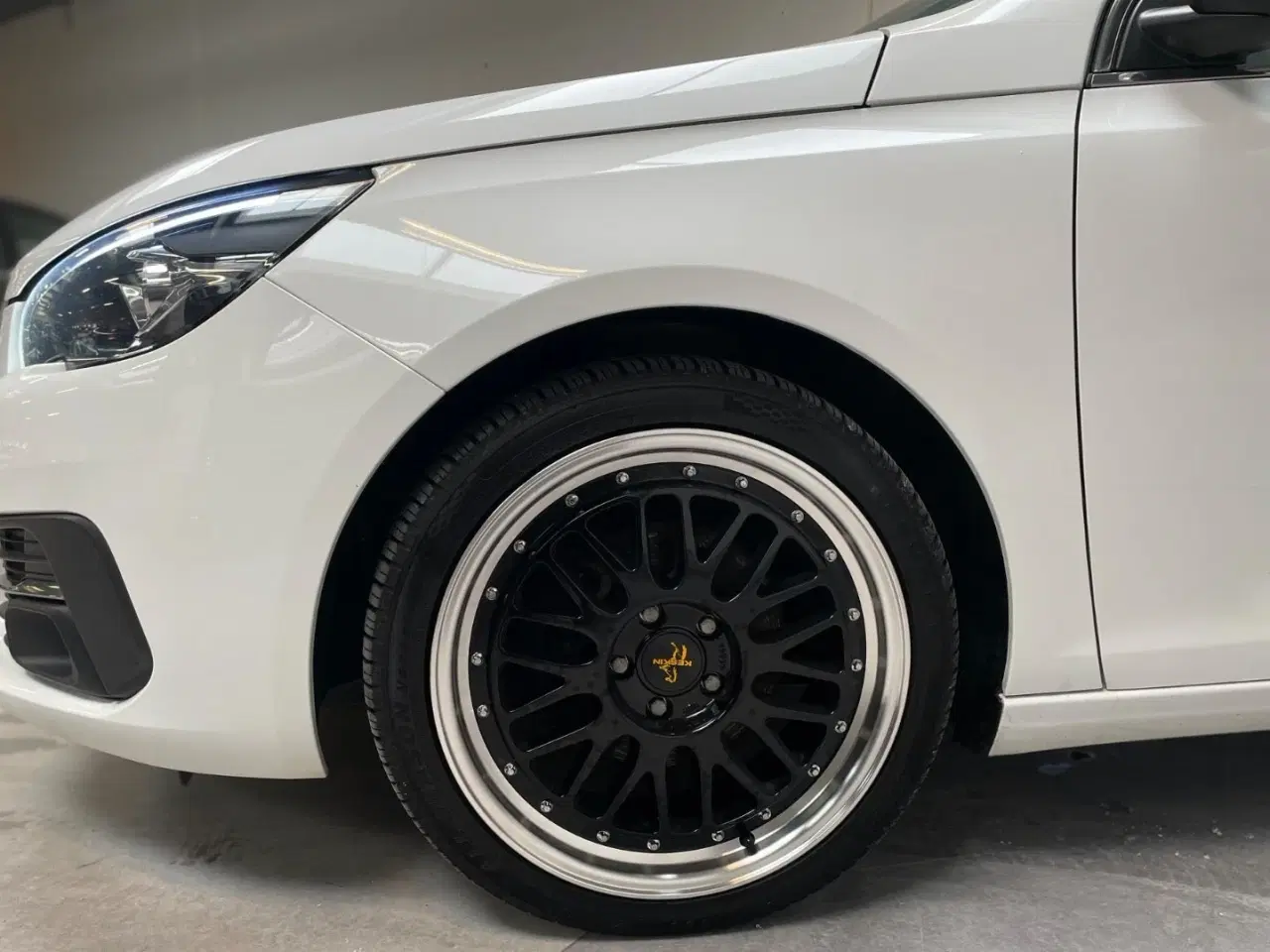 Billede 5 - Peugeot 308 1,6 BlueHDi 120 Allure Sky