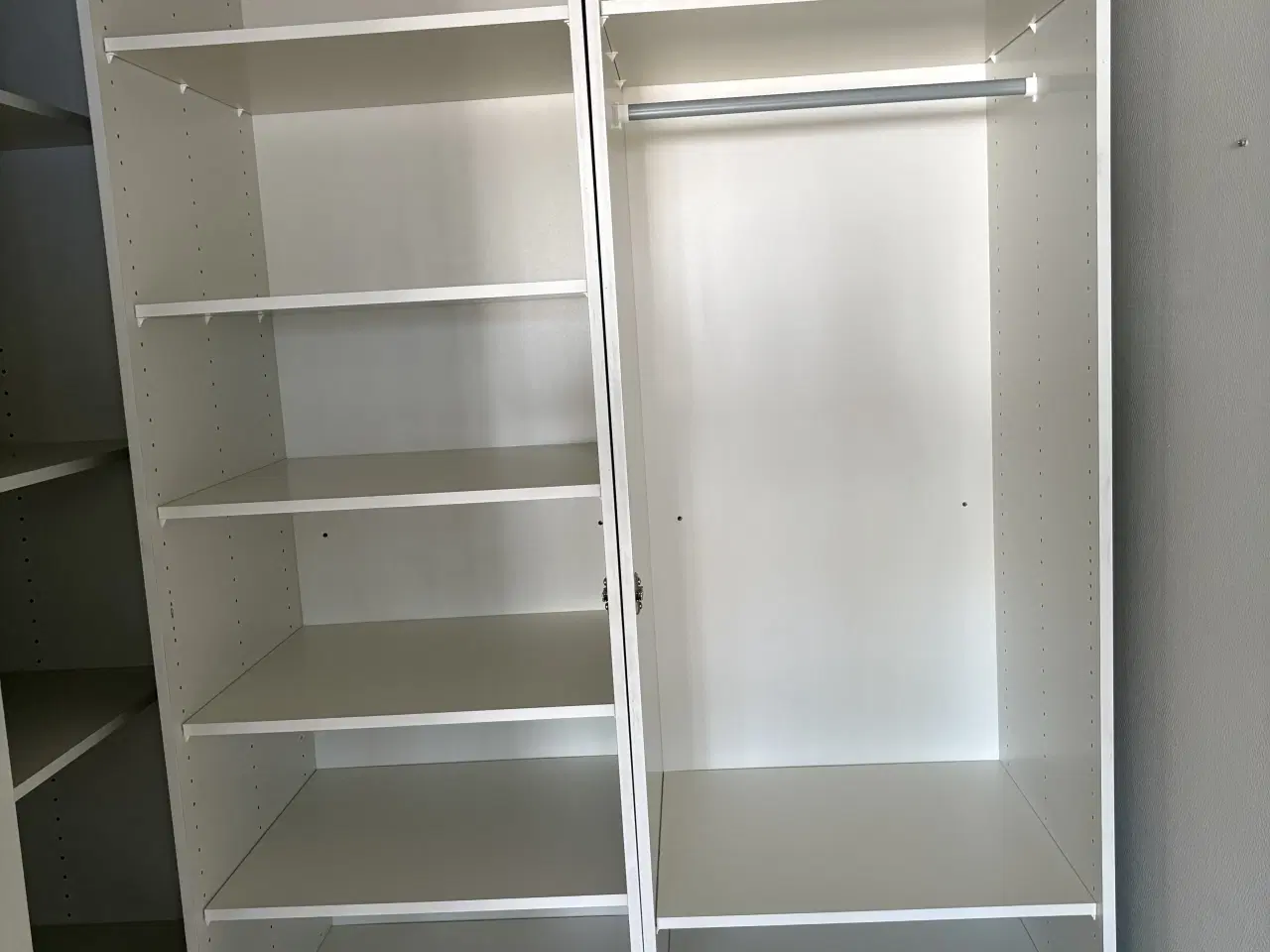 Billede 1 - HTH garderobeskabe 6 stk