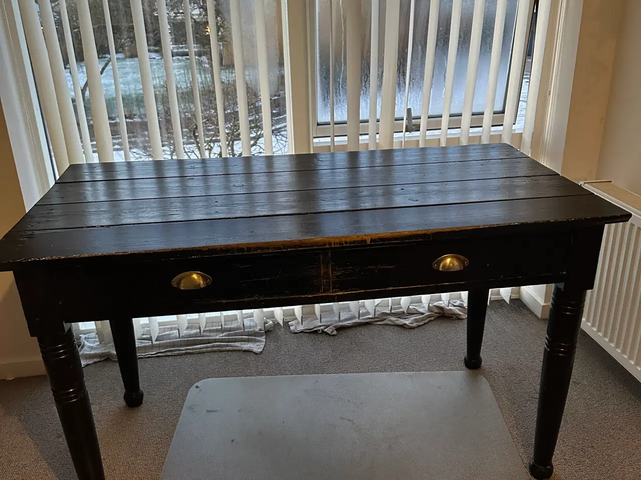 Billede 1 - Flot sort skrivebord