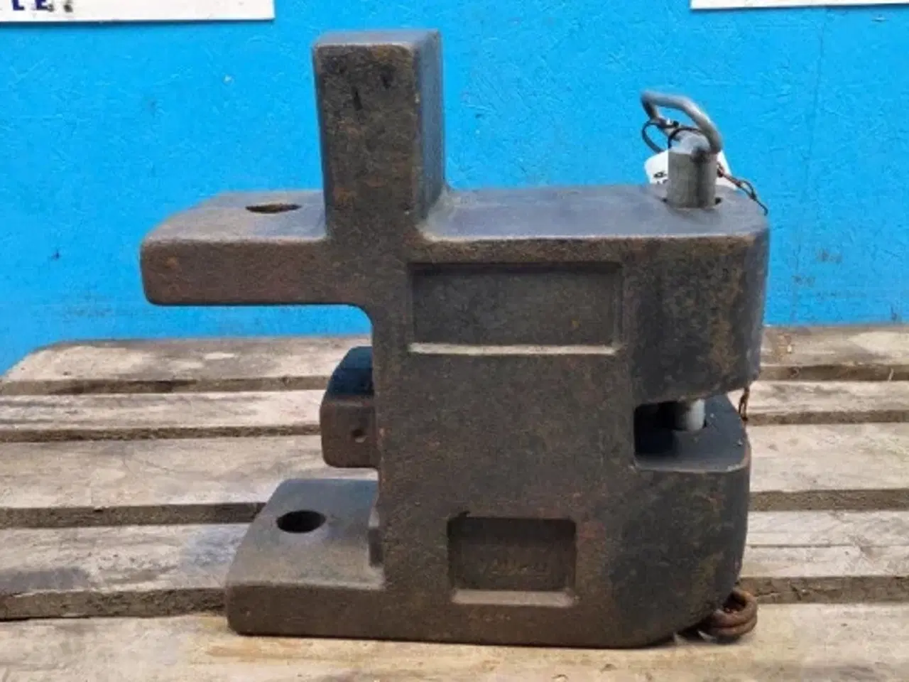 Billede 3 - Case Farmall 65A Frontvægt 5092096