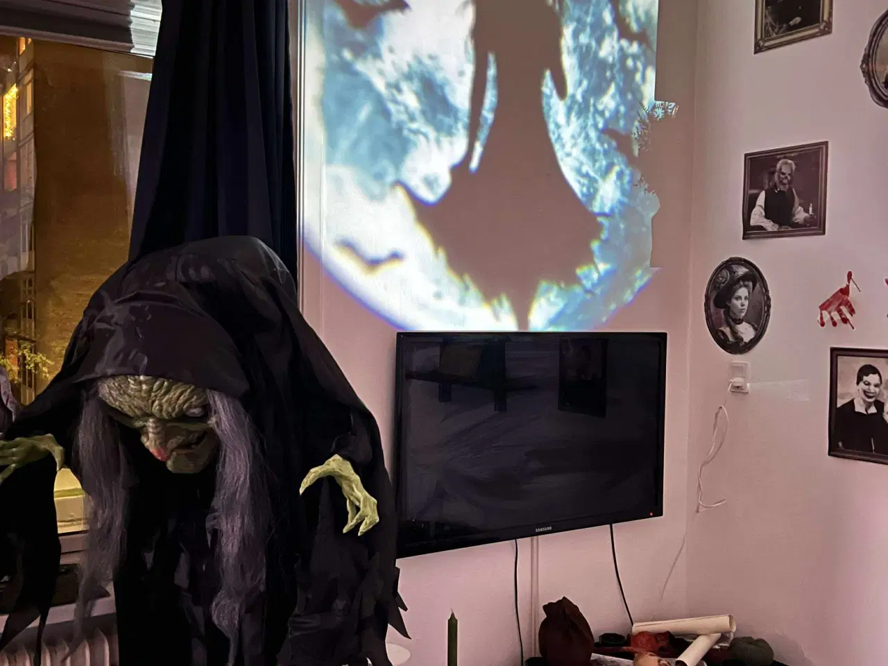 Billede 3 - UDLEJES - DEN STORE HALLOWEENPAKKE