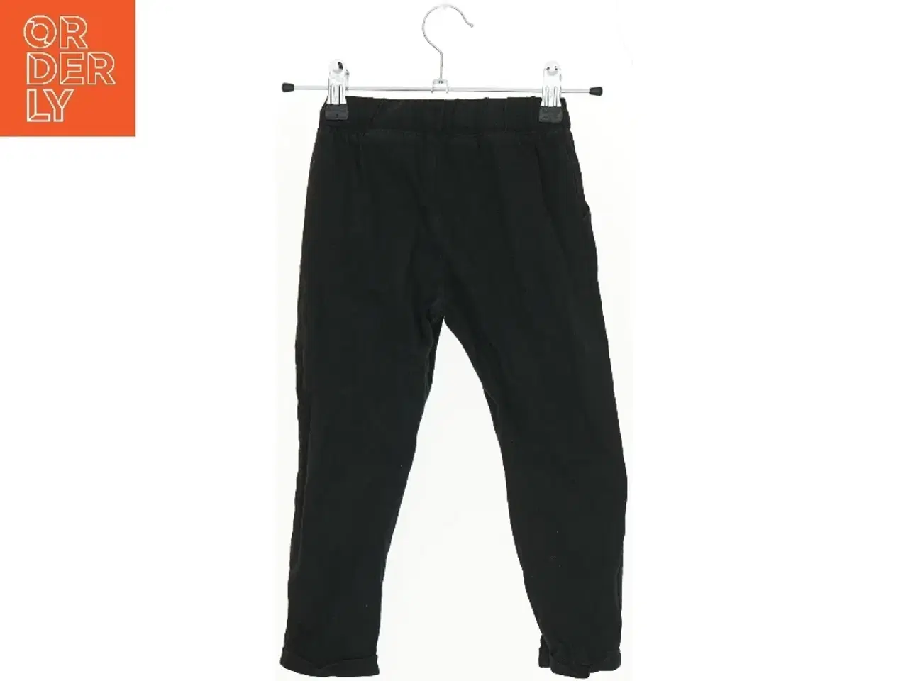 Billede 2 - Sort sweatpants til børn fra H&M (str. 104)