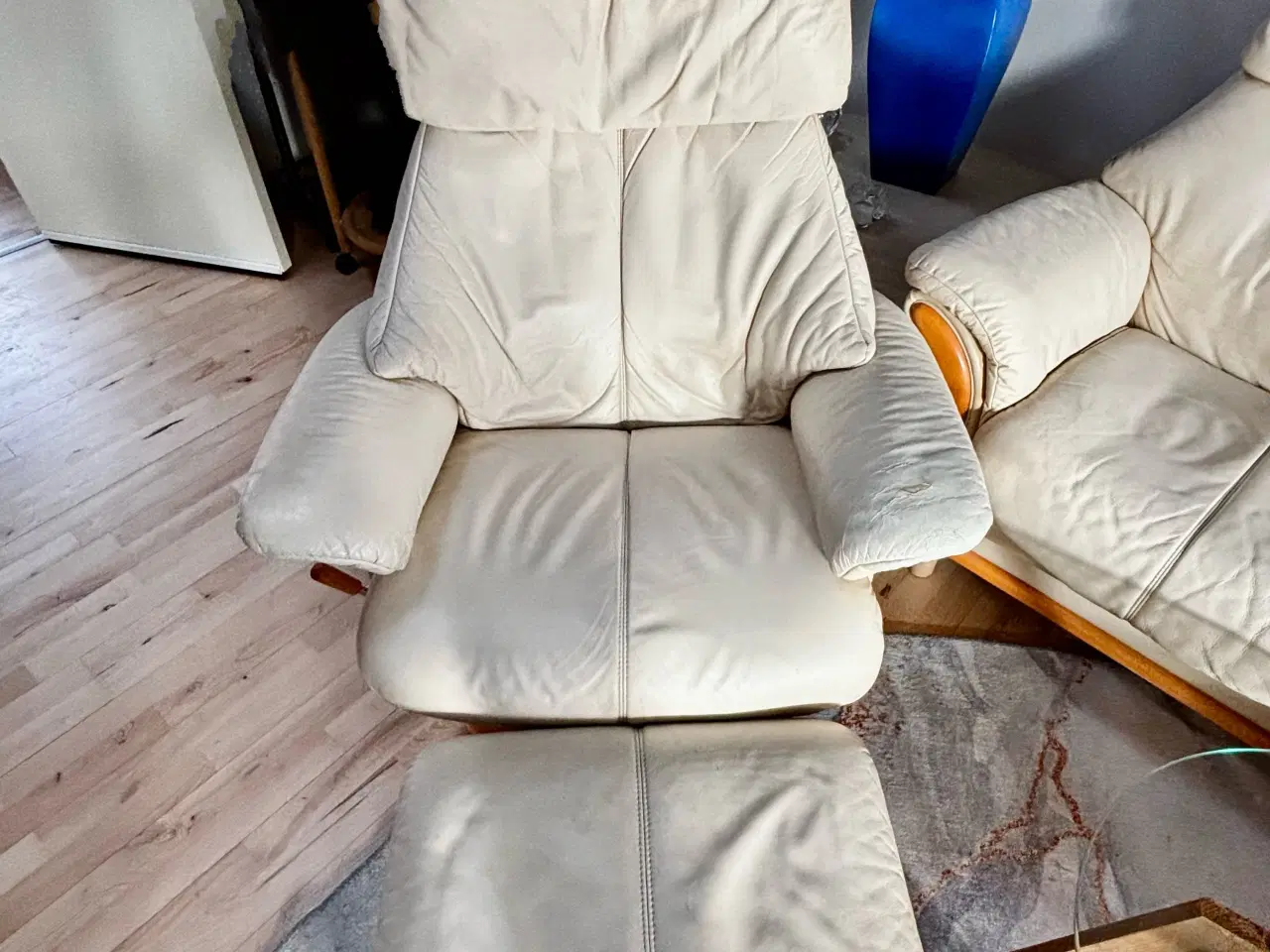 Billede 5 - BD Design møbelsæt i cremefarvet læder.