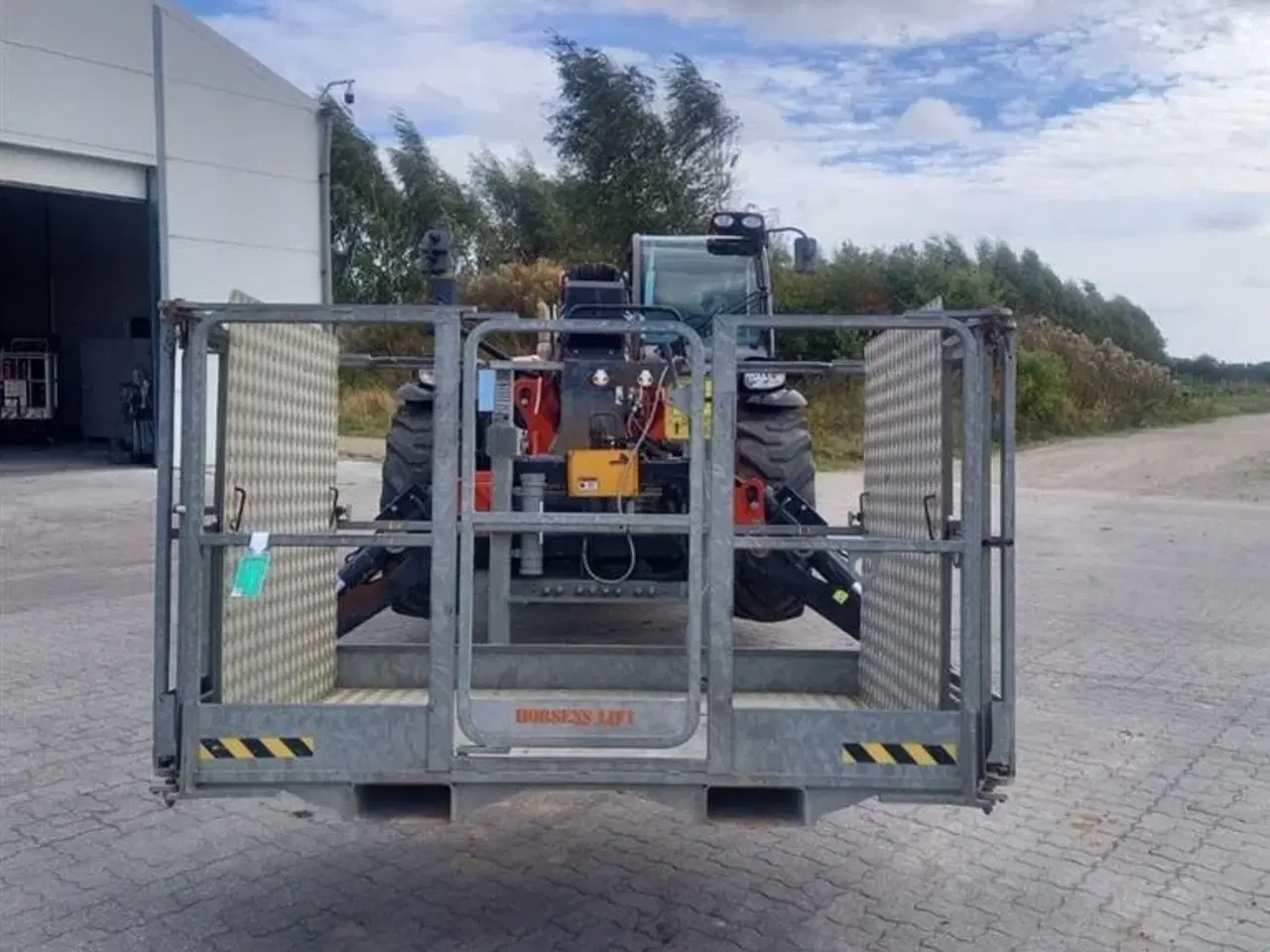 Billede 2 - Manitou 1840 A M. kurv