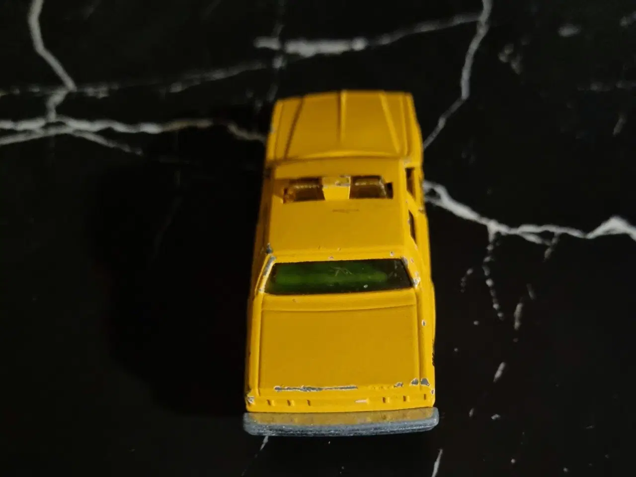 Billede 4 - Majorette Chevrolet Impala #240gul1:69 Diecast 3 T