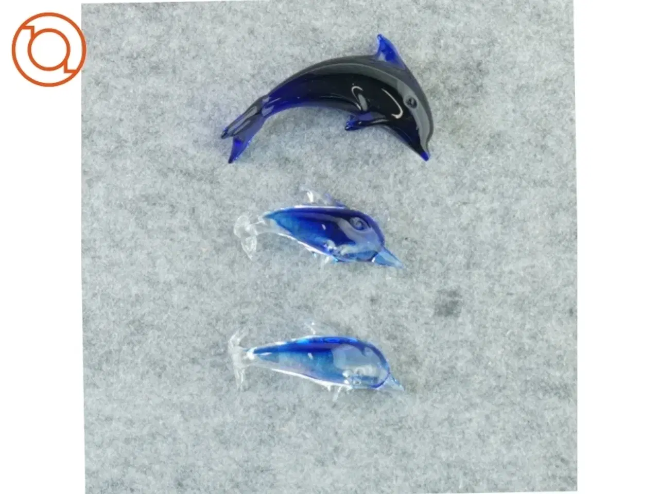 Billede 1 - Glas delfiner (str. 14 x 4 cm og 12 x 3 cm)