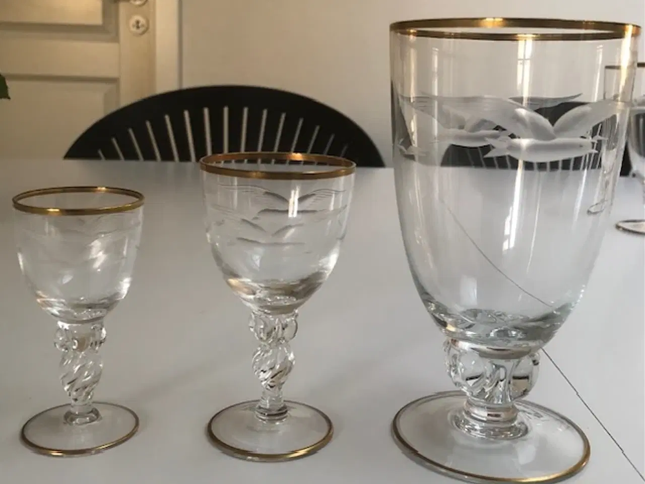 Billede 3 - Lyngby mågeglas med guldkant