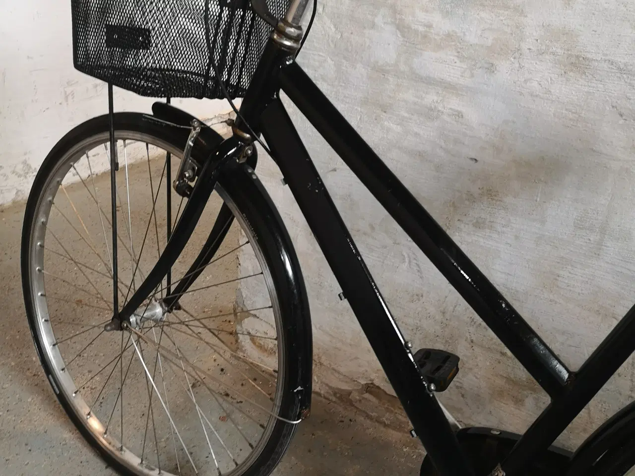 Billede 3 - SORT   X 28"   56 cm højt  4 gear... Løs 1 nøgle. 