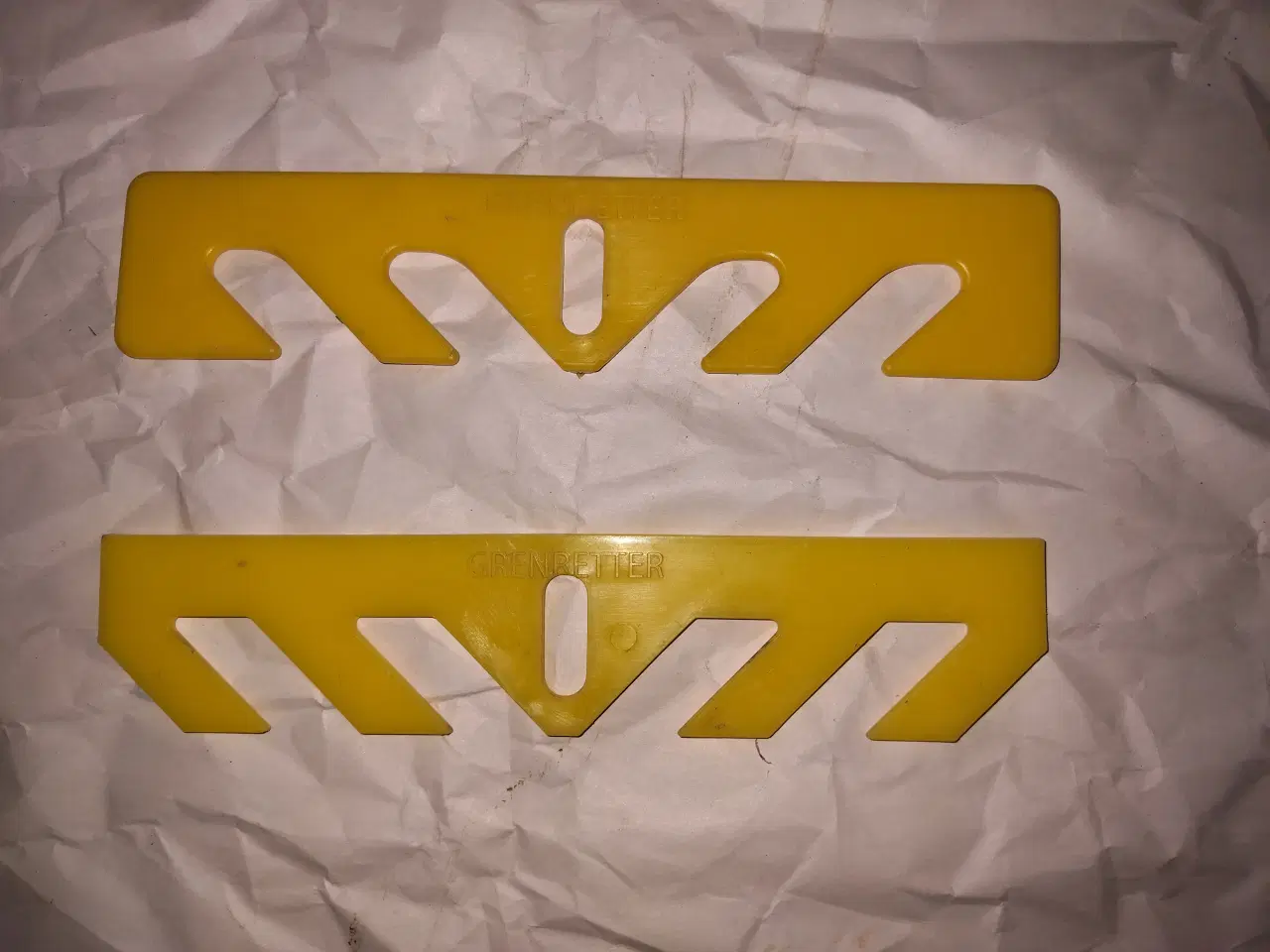 Billede 4 - Fuglepinde, grenrettere, net m.m. til juletræer