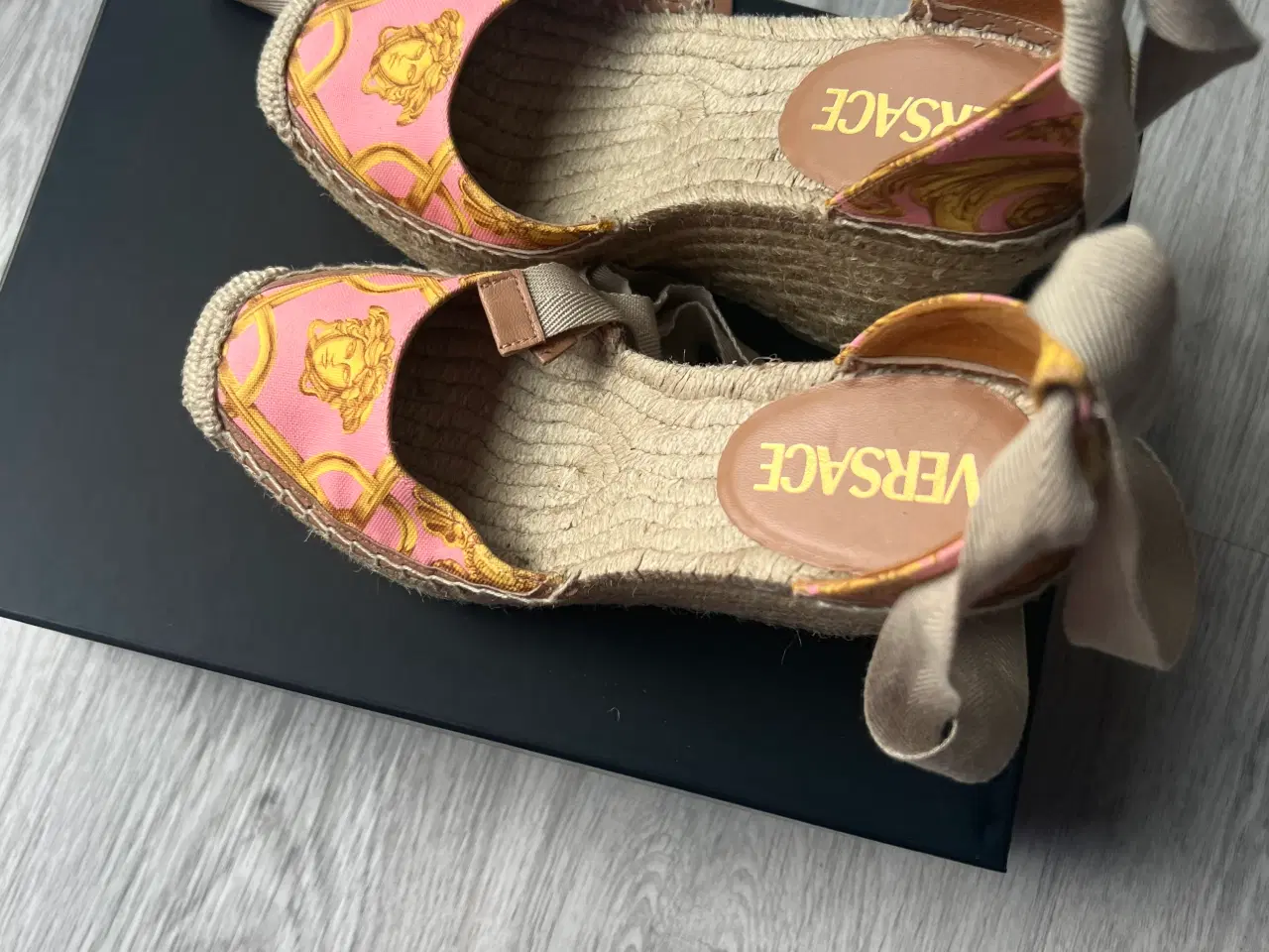 Billede 4 - Versace wedge espadrillers i str. 36