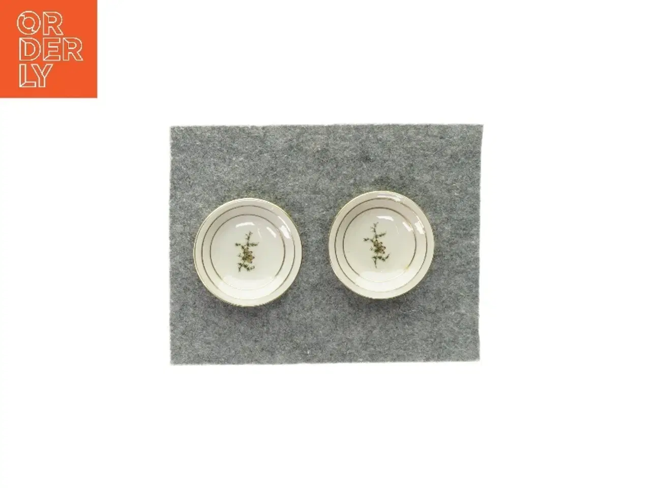 Billede 1 - Små skåle (2 stk.) fra Ukendt (str. Ø:9cm)