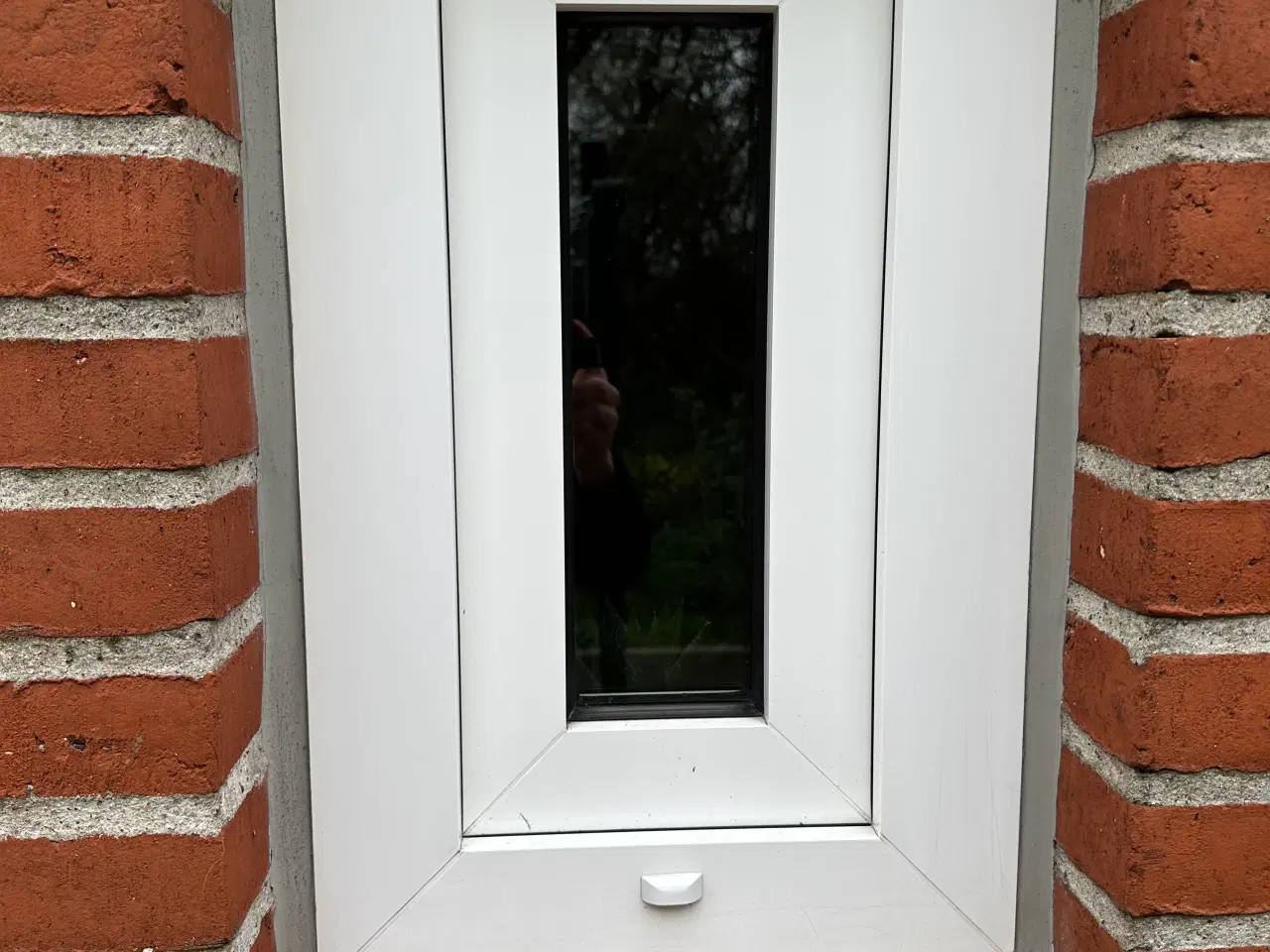 Billede 3 - Ældre plast vinduer